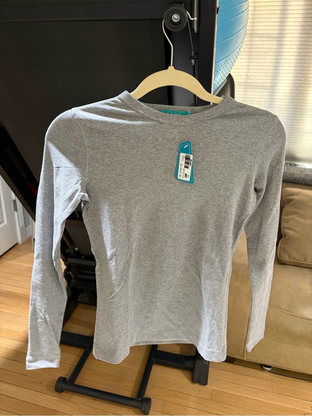Gray Long Sleeve Crewneck Top